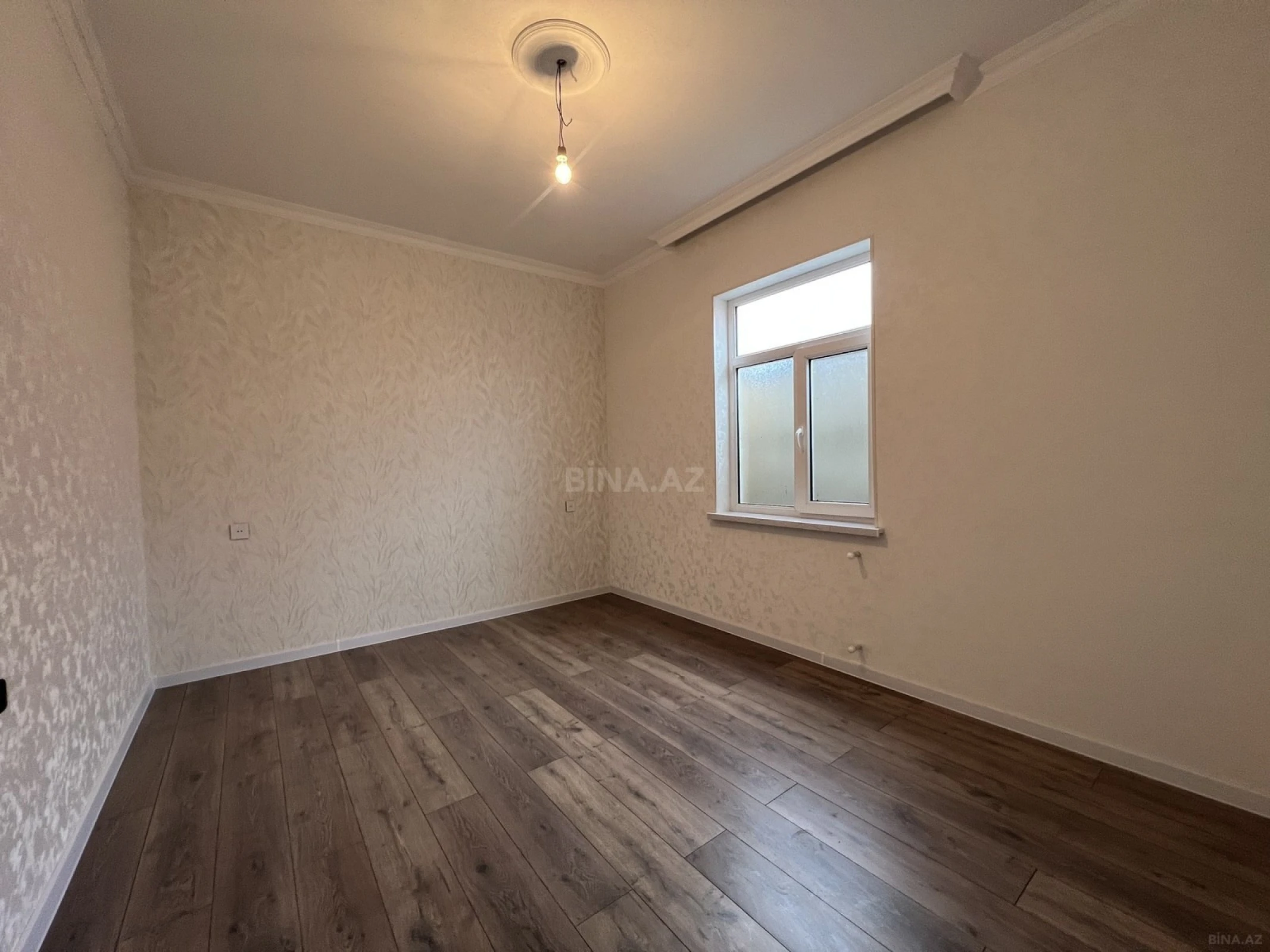 Satılır 4 otaqlı həyət evi 90 m²