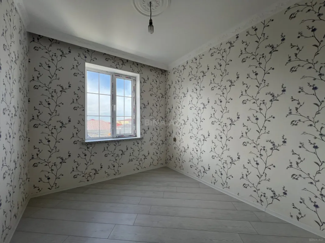 Satılır 5 otaqlı həyət evi 130 m²