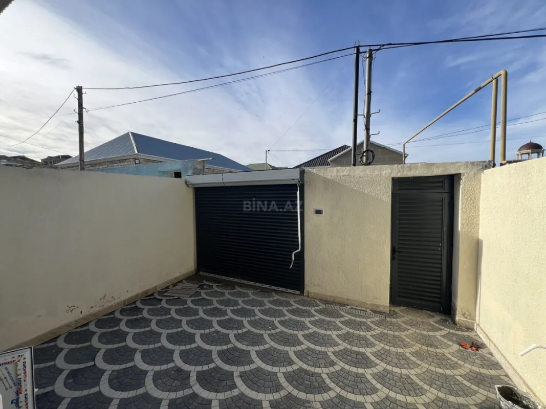 Satılır 5 otaqlı həyət evi 130 m²