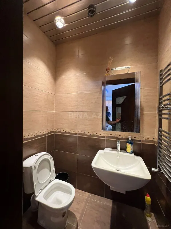 Satılır 3 otaqlı mənzil 130 m²