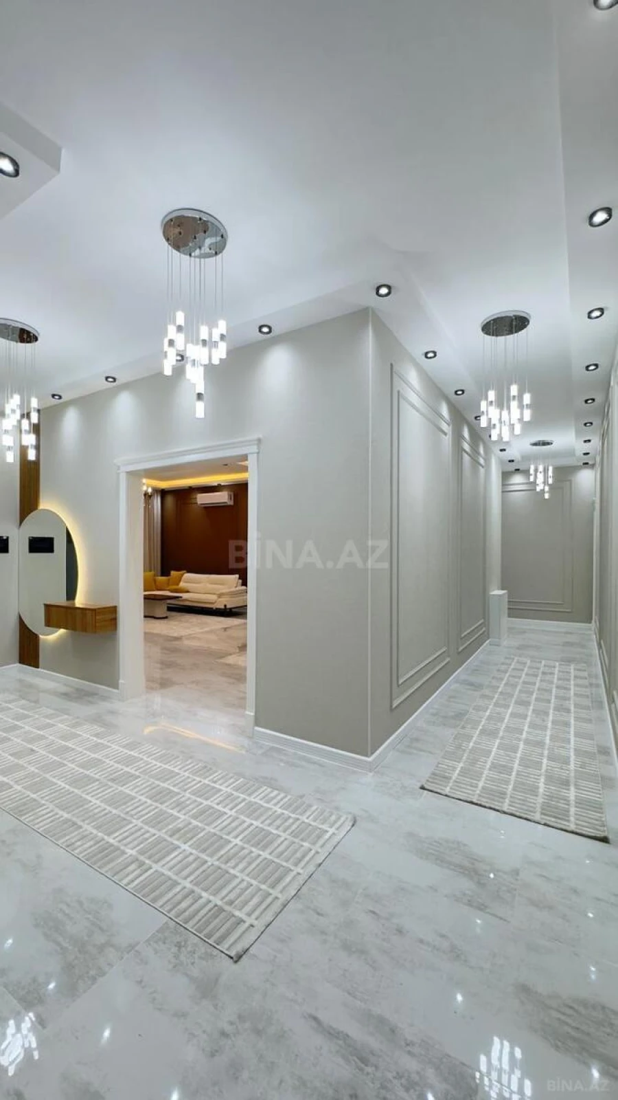 Satılır 5 otaqlı həyət evi 270 m²