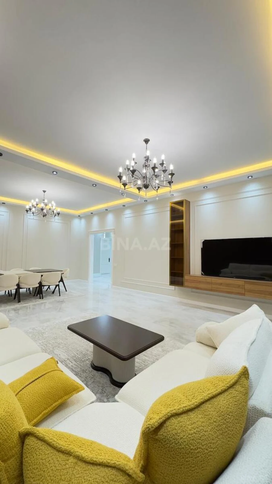 Satılır 5 otaqlı həyət evi 270 m²