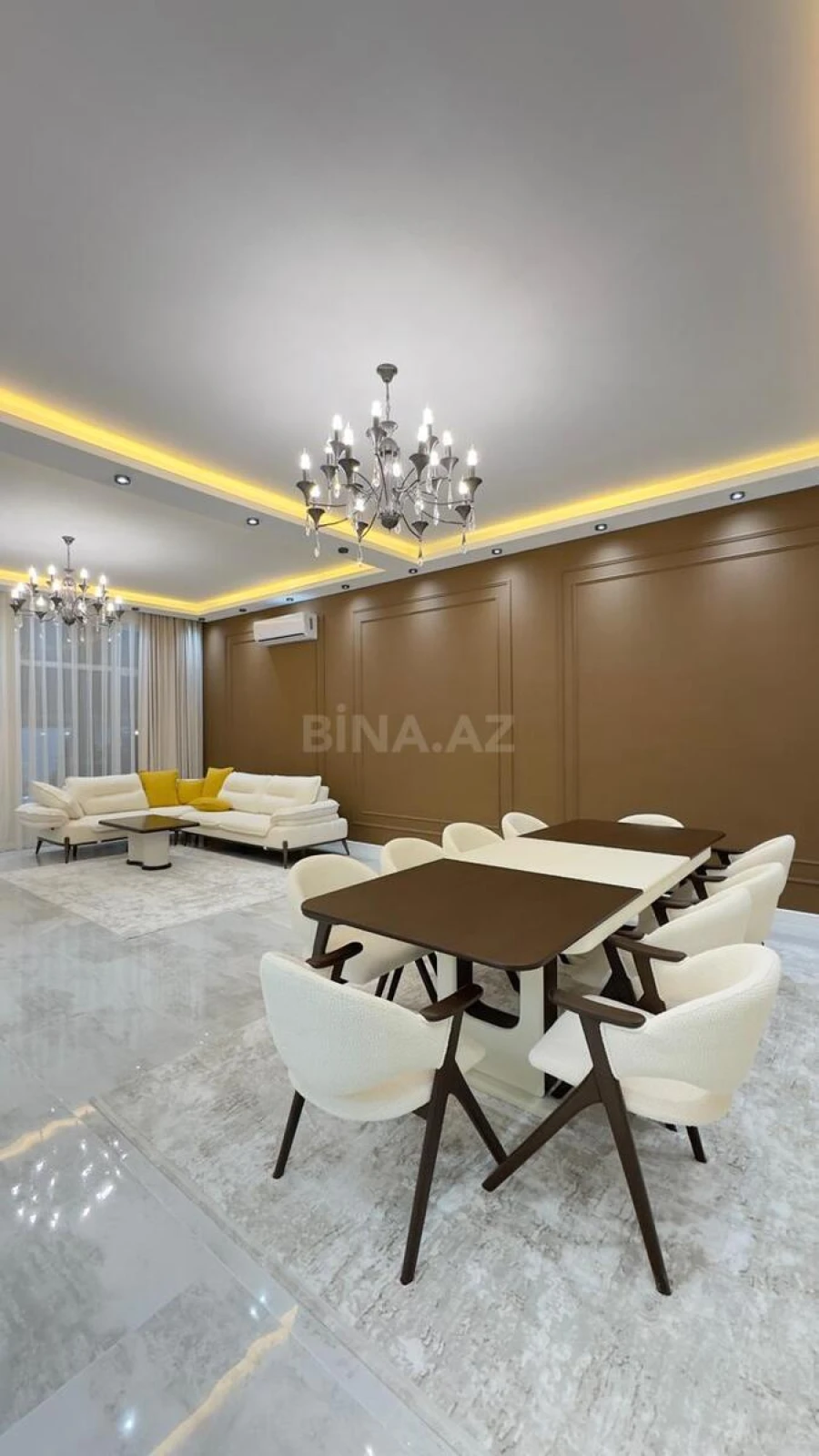 Satılır 5 otaqlı həyət evi 270 m²
