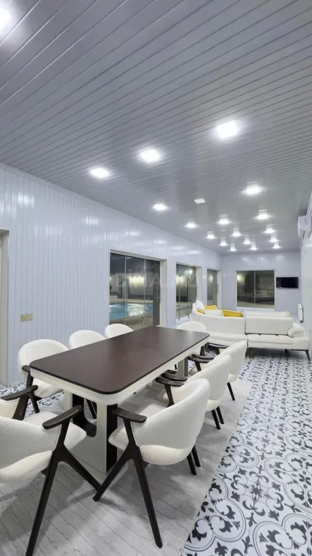 Satılır 5 otaqlı həyət evi 270 m²