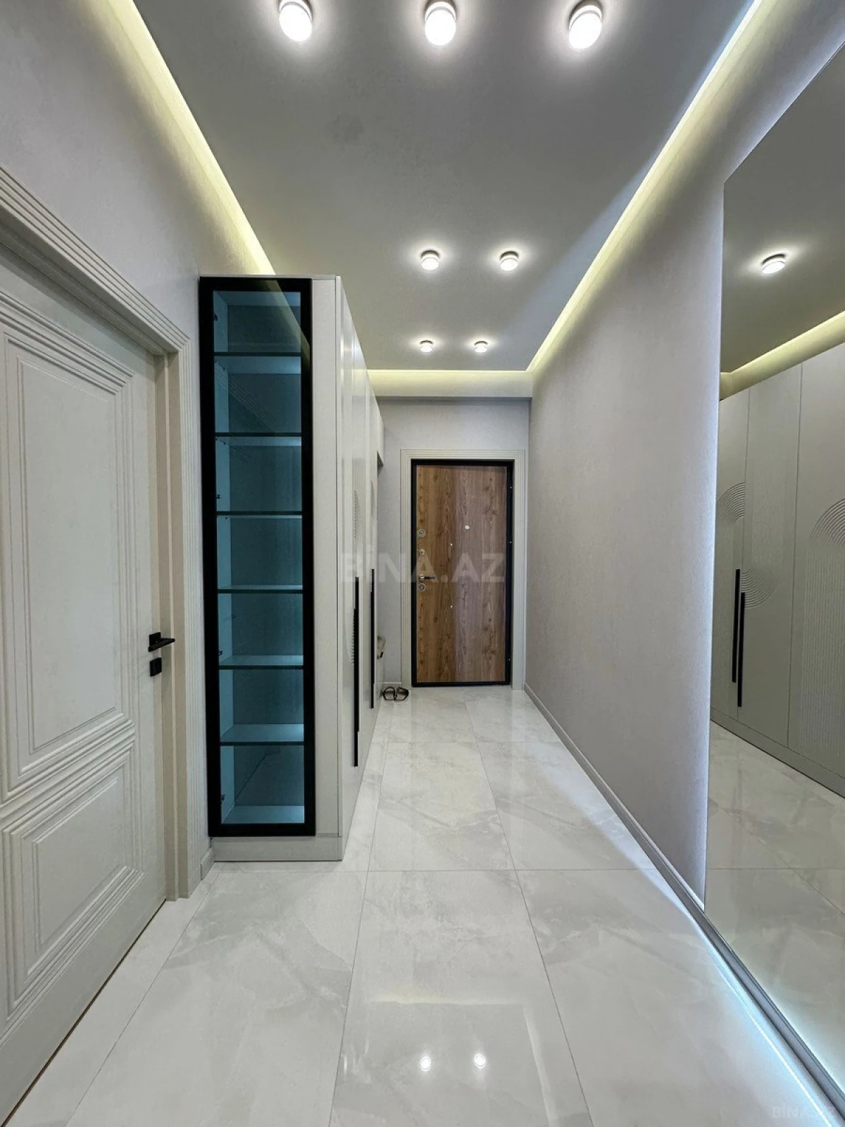 Satılır 2 otaqlı mənzil 55 m²
