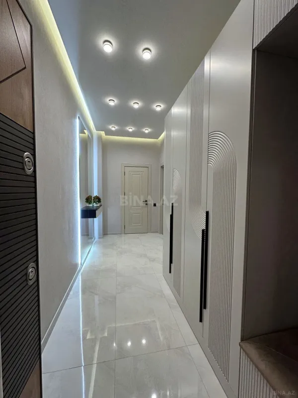 Satılır 2 otaqlı mənzil 55 m²