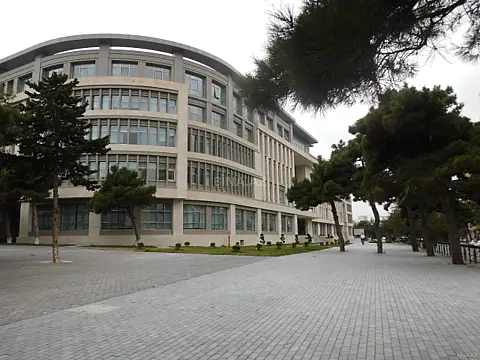 Satılır 2 otaqlı mənzil 50 m²