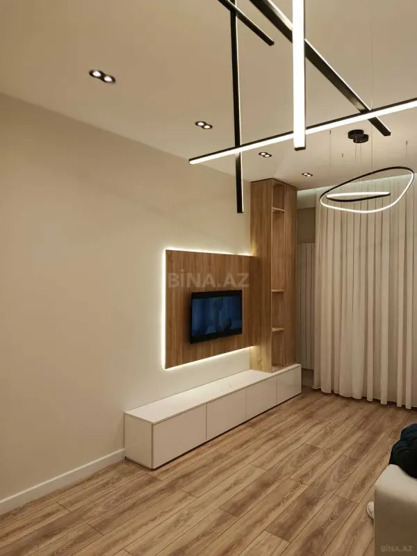 Kirayə verilir 2 otaqlı mənzil 57 m²