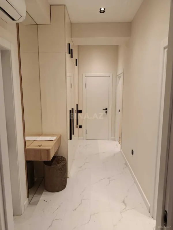 Kirayə verilir 2 otaqlı mənzil 57 m²