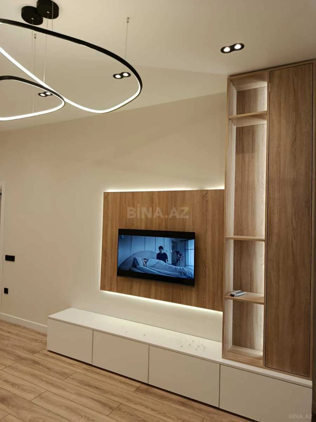 Kirayə verilir 2 otaqlı mənzil 57 m²