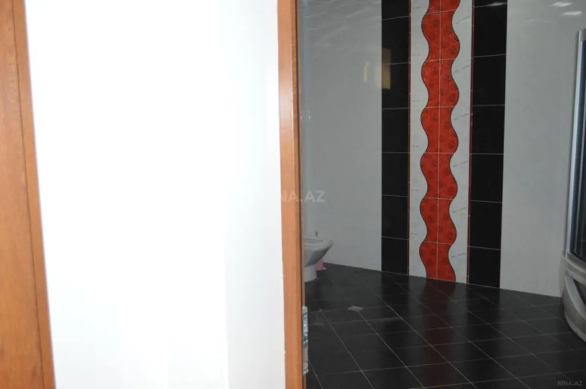 Satılır 7 otaqlı həyət evi 600 m²