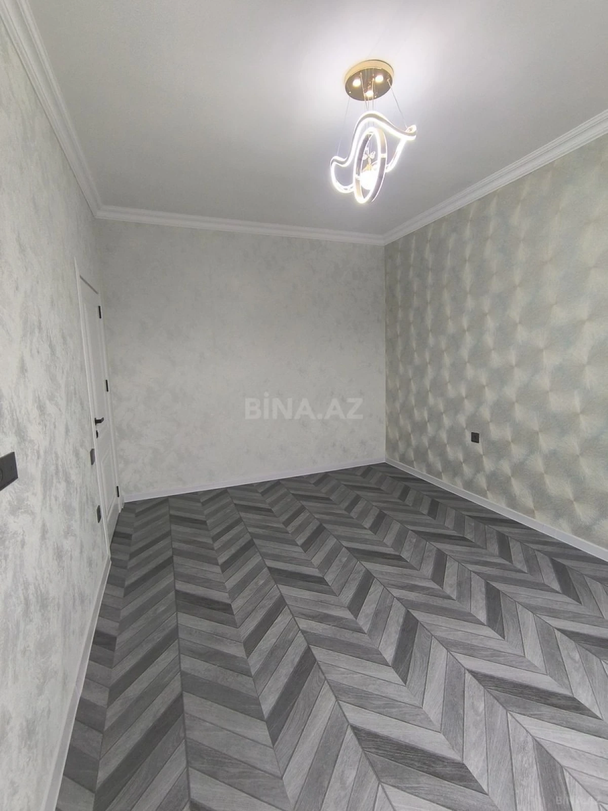 Satılır 4 otaqlı həyət evi 115 m²