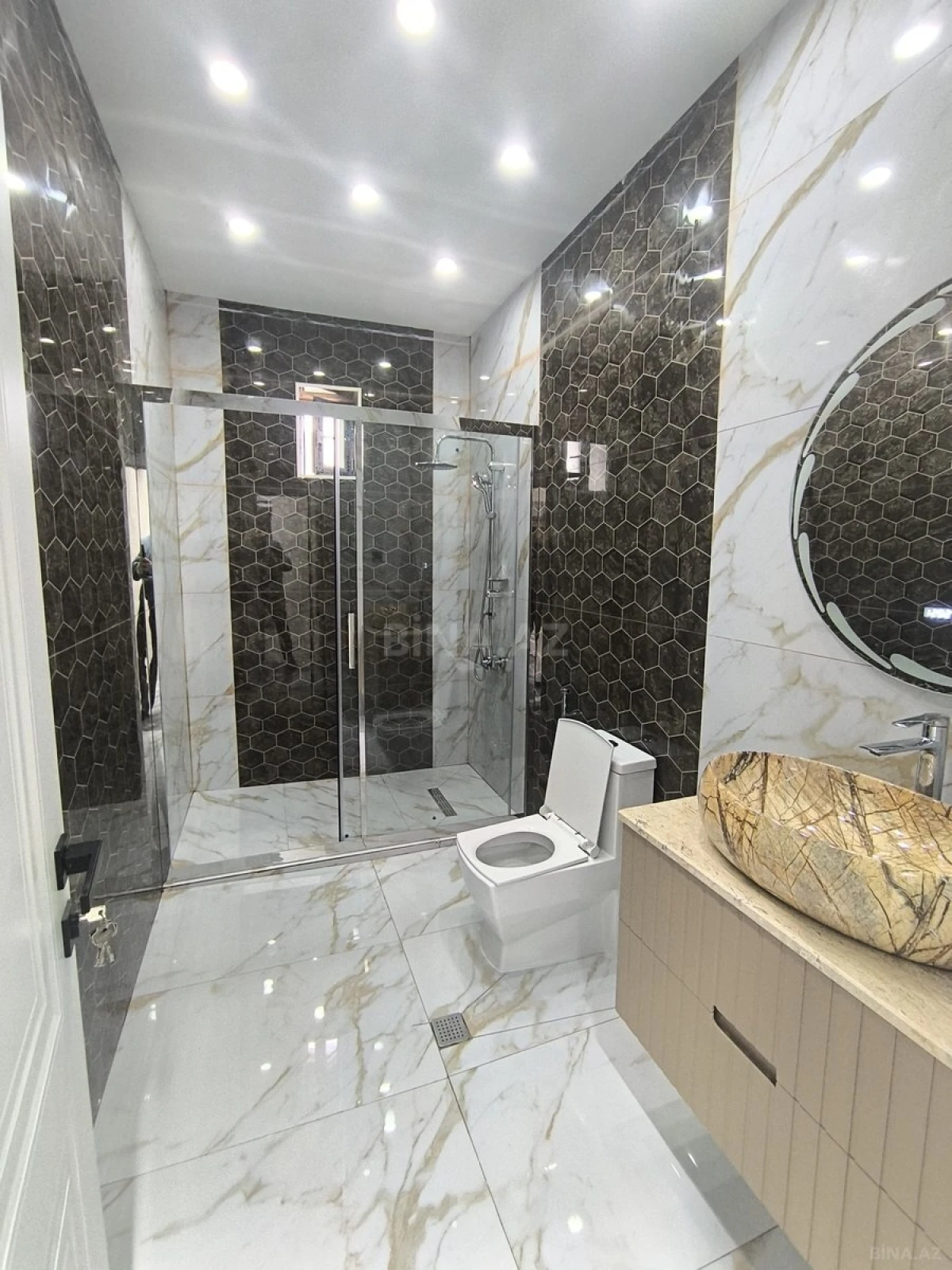 Satılır 4 otaqlı həyət evi 115 m²