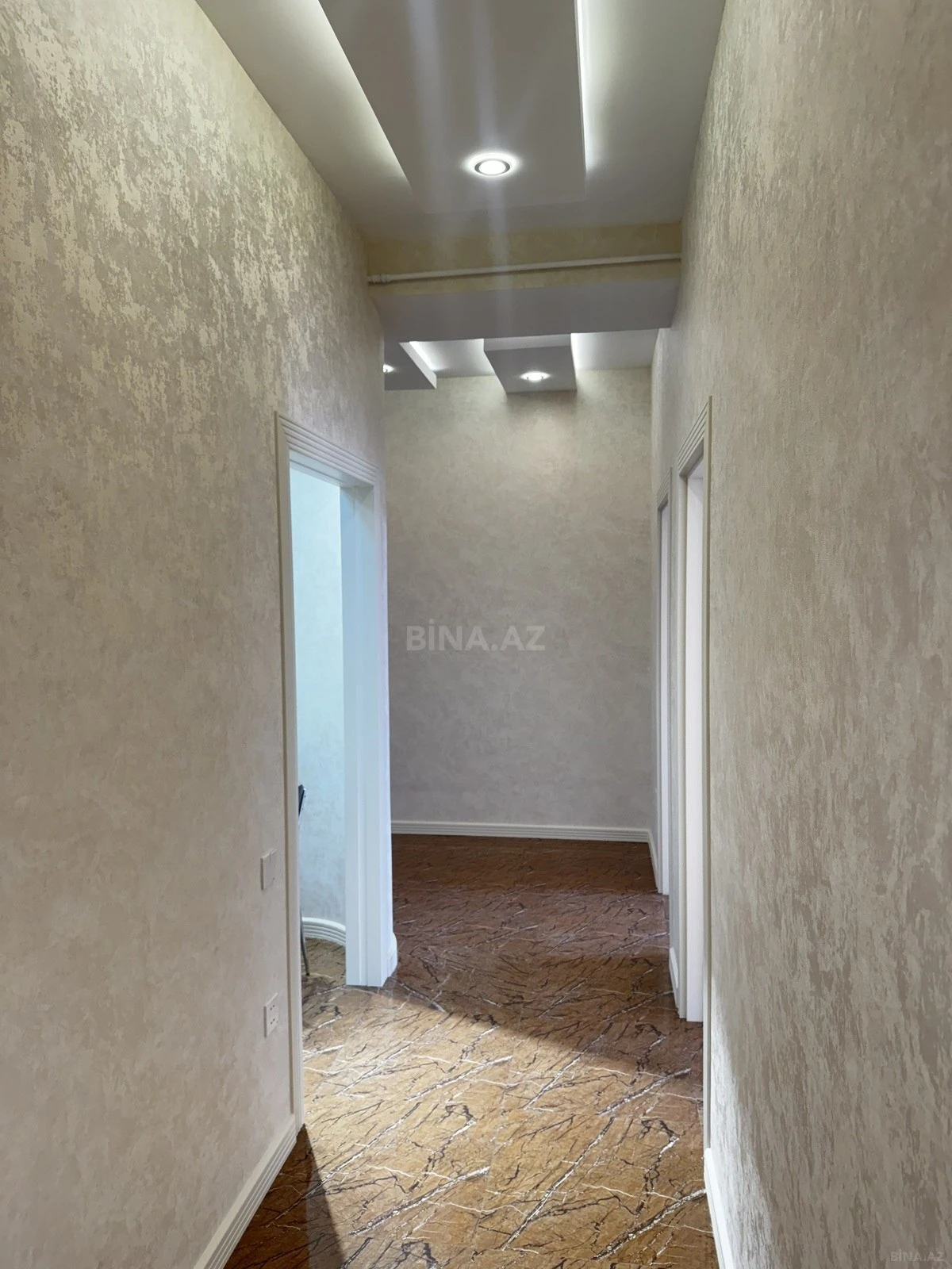 Satılır 3 otaqlı mənzil 100 m²