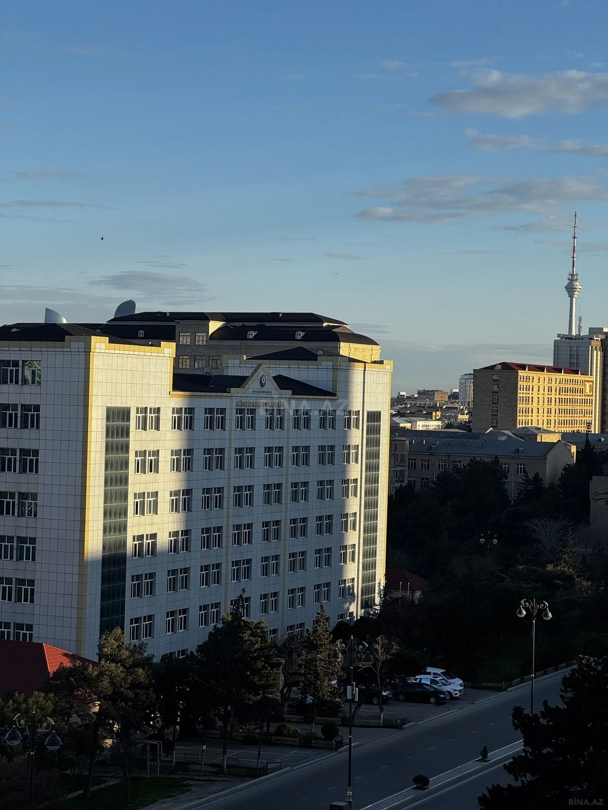 Satılır 3 otaqlı mənzil 100 m²