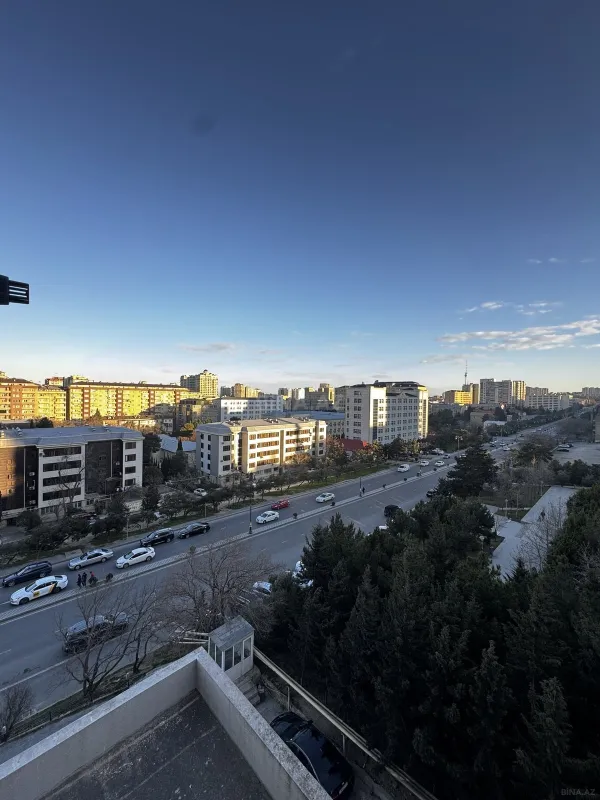 Satılır 3 otaqlı mənzil 100 m²