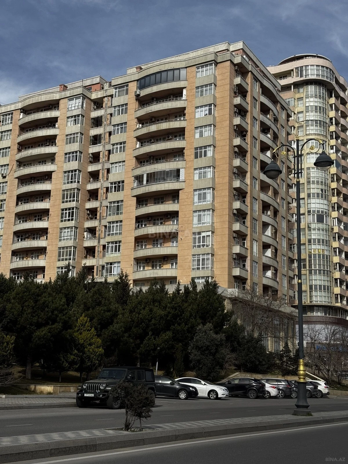 Satılır 3 otaqlı mənzil 100 m²