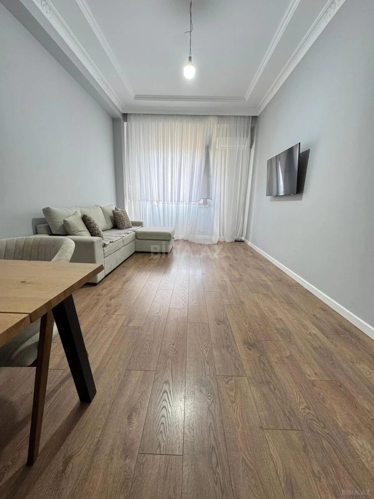 Satılır 2 otaqlı mənzil 62 m²