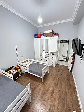 Satılır 2 otaqlı mənzil 62 m²