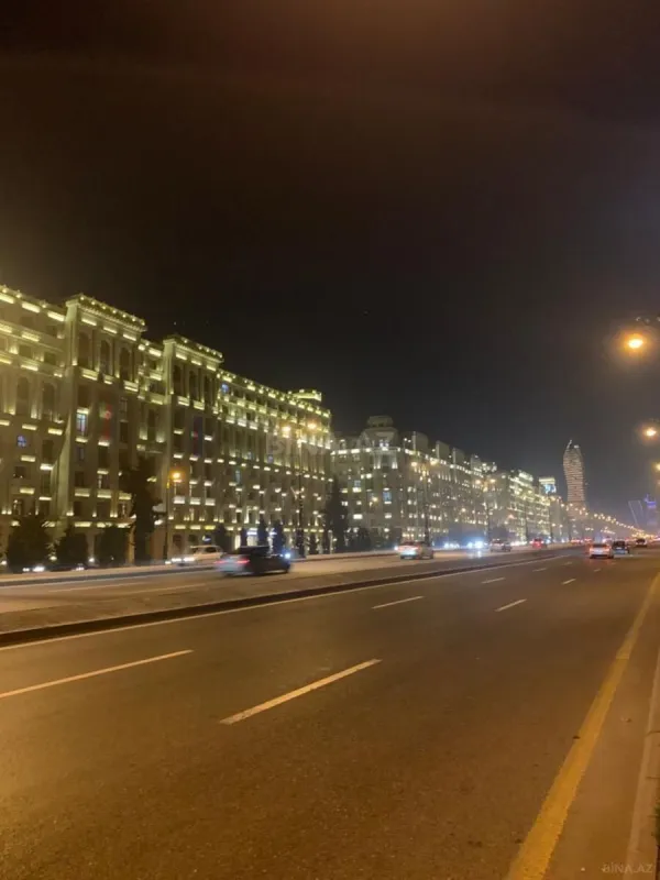 Kirayə verilir 3 otaqlı mənzil 135 m²