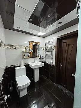 Kirayə verilir 3 otaqlı mənzil 135 m²