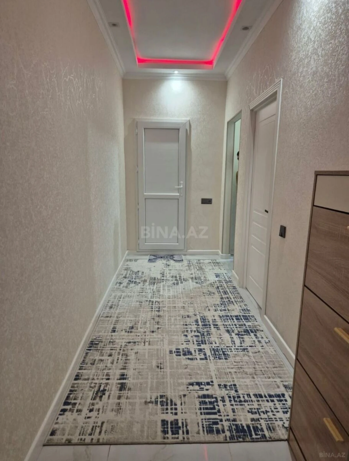 Satılır 2 otaqlı mənzil 54 m²