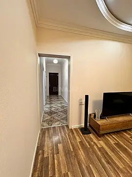 Satılır 5 otaqlı həyət evi 172 m²