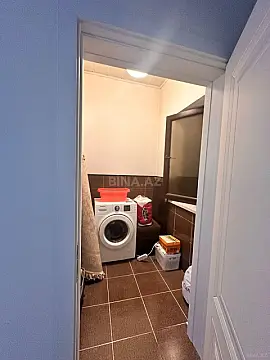 Satılır 5 otaqlı həyət evi 172 m²