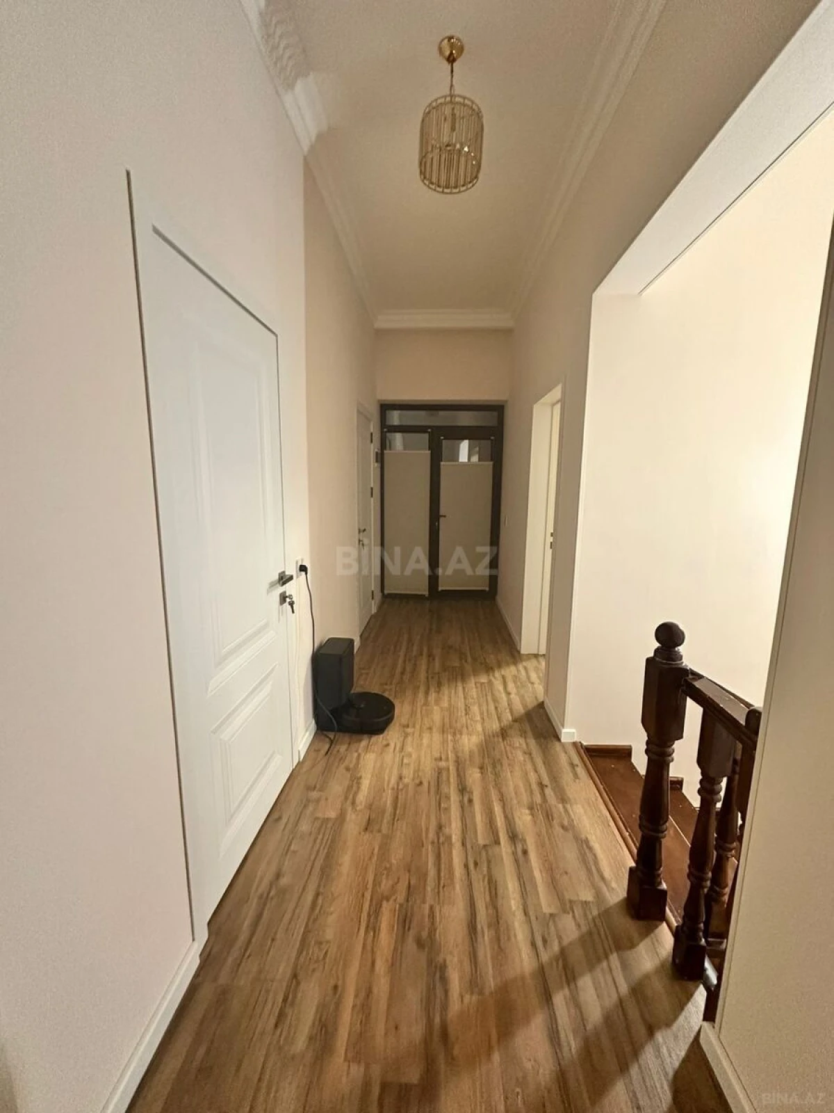 Satılır 5 otaqlı həyət evi 172 m²