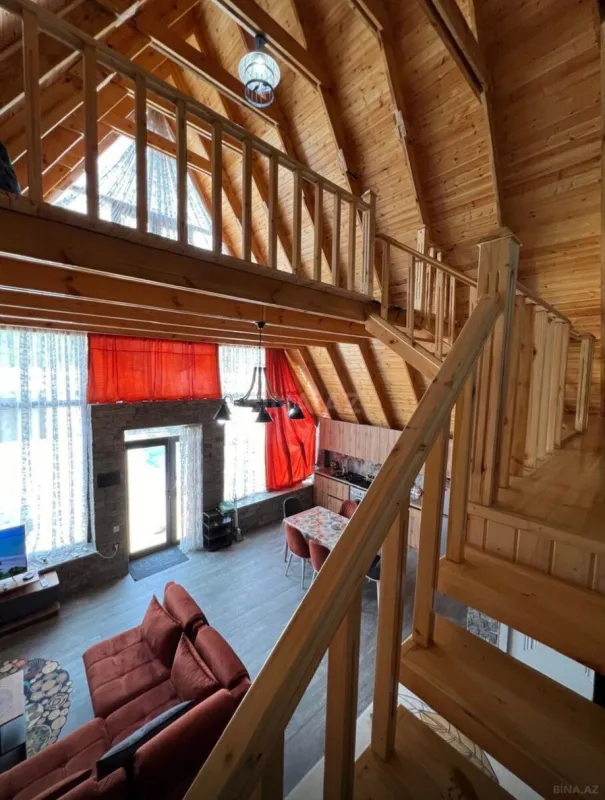 Satılır 5 otaqlı həyət evi 130 m²