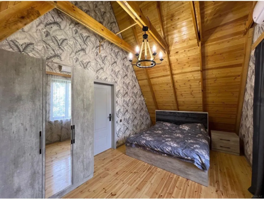 Satılır 5 otaqlı həyət evi 130 m²