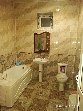 Satılır 6 otaqlı həyət evi 270 m²