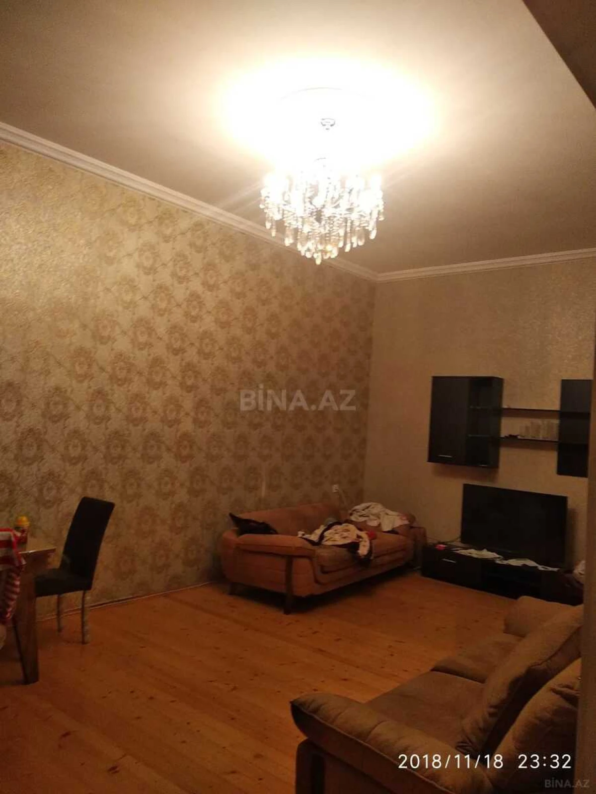 Satılır 6 otaqlı həyət evi 270 m²