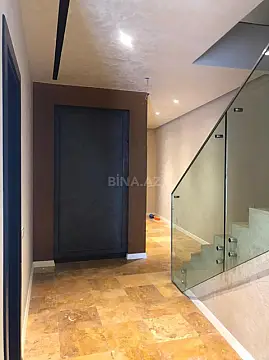 Satılır 6 otaqlı həyət evi 360 m²