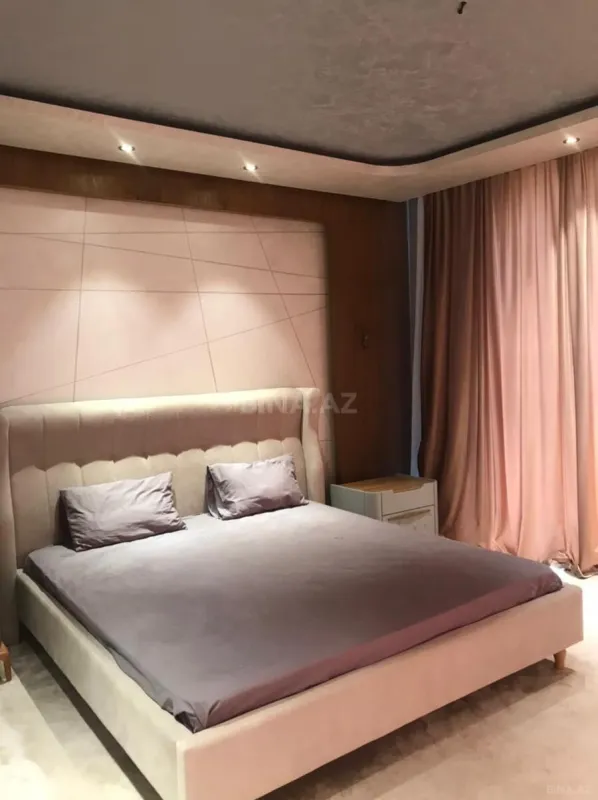 Satılır 6 otaqlı həyət evi 360 m²