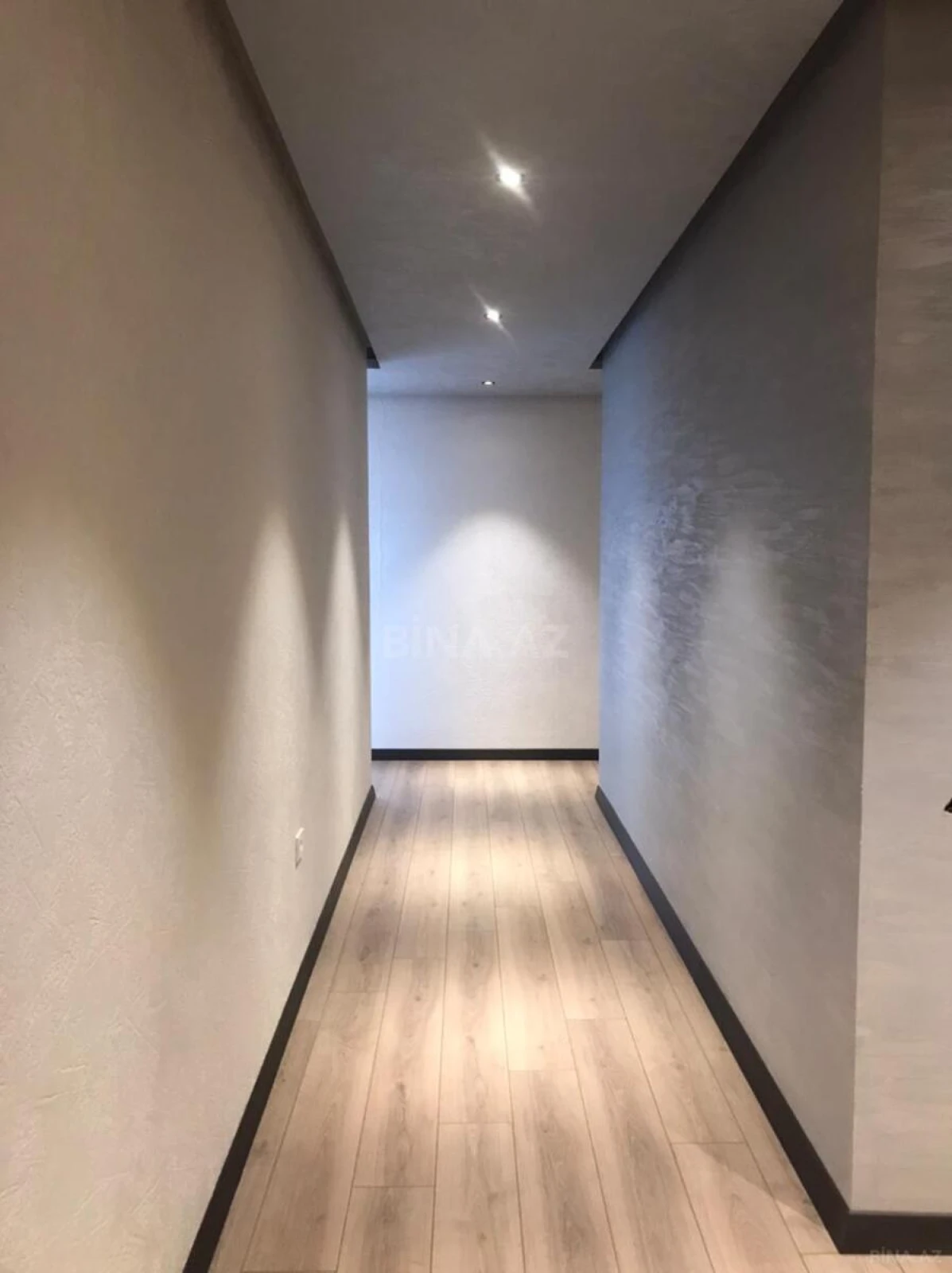 Satılır 6 otaqlı həyət evi 360 m²