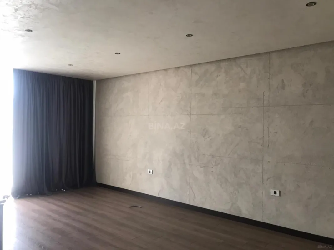 Satılır 6 otaqlı həyət evi 360 m²