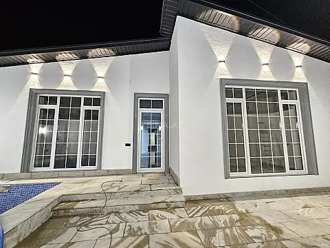 Satılır 4 otaqlı həyət evi 140 m²