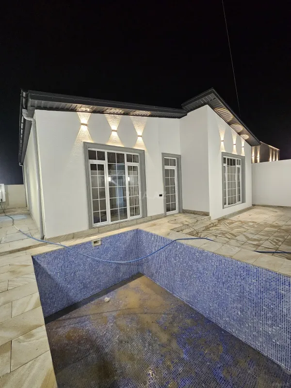 Satılır 4 otaqlı həyət evi 140 m²