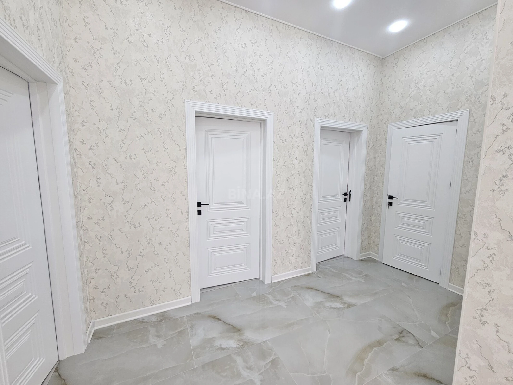 Satılır 4 otaqlı həyət evi 140 m²