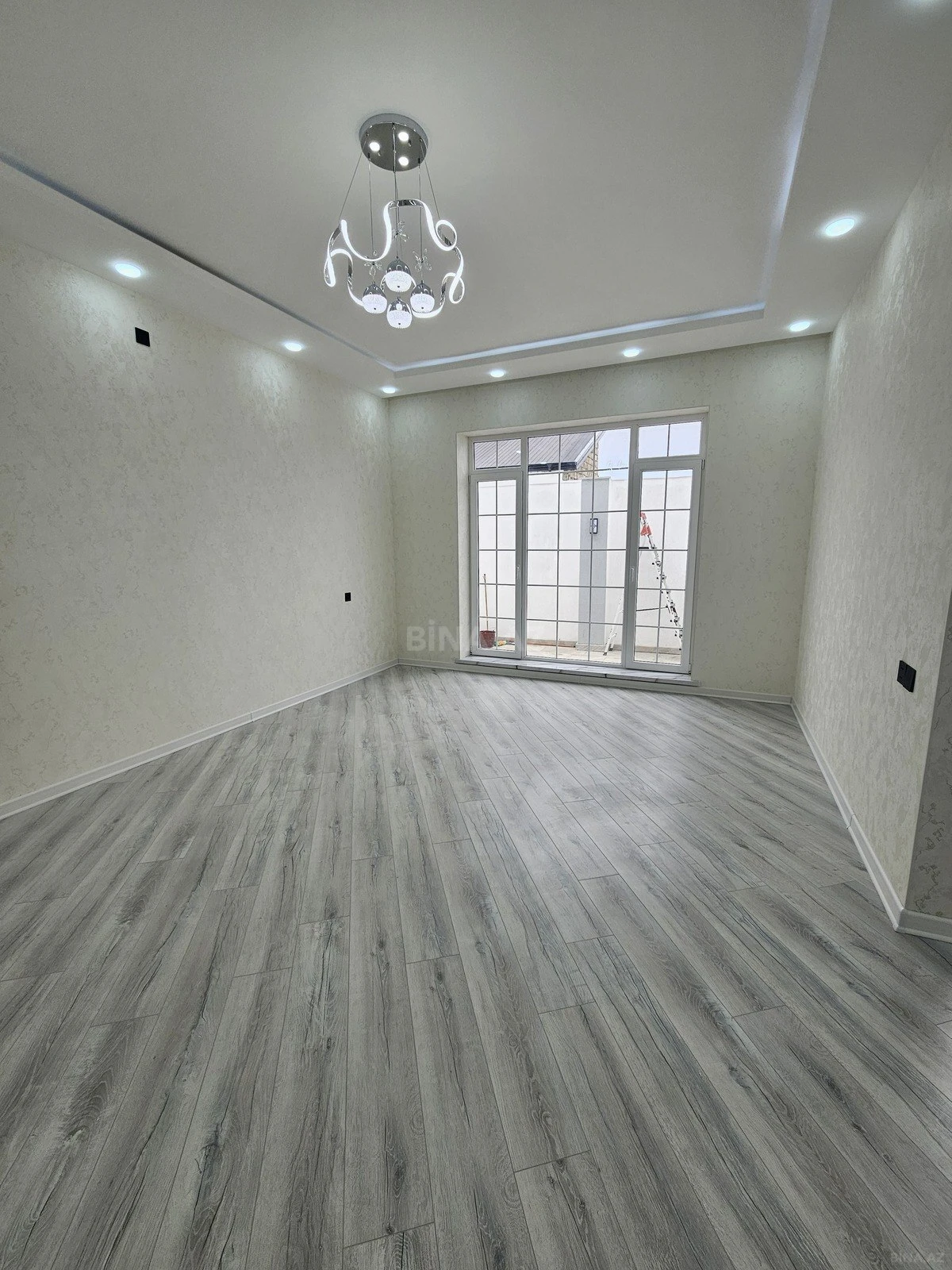 Satılır 4 otaqlı həyət evi 140 m²