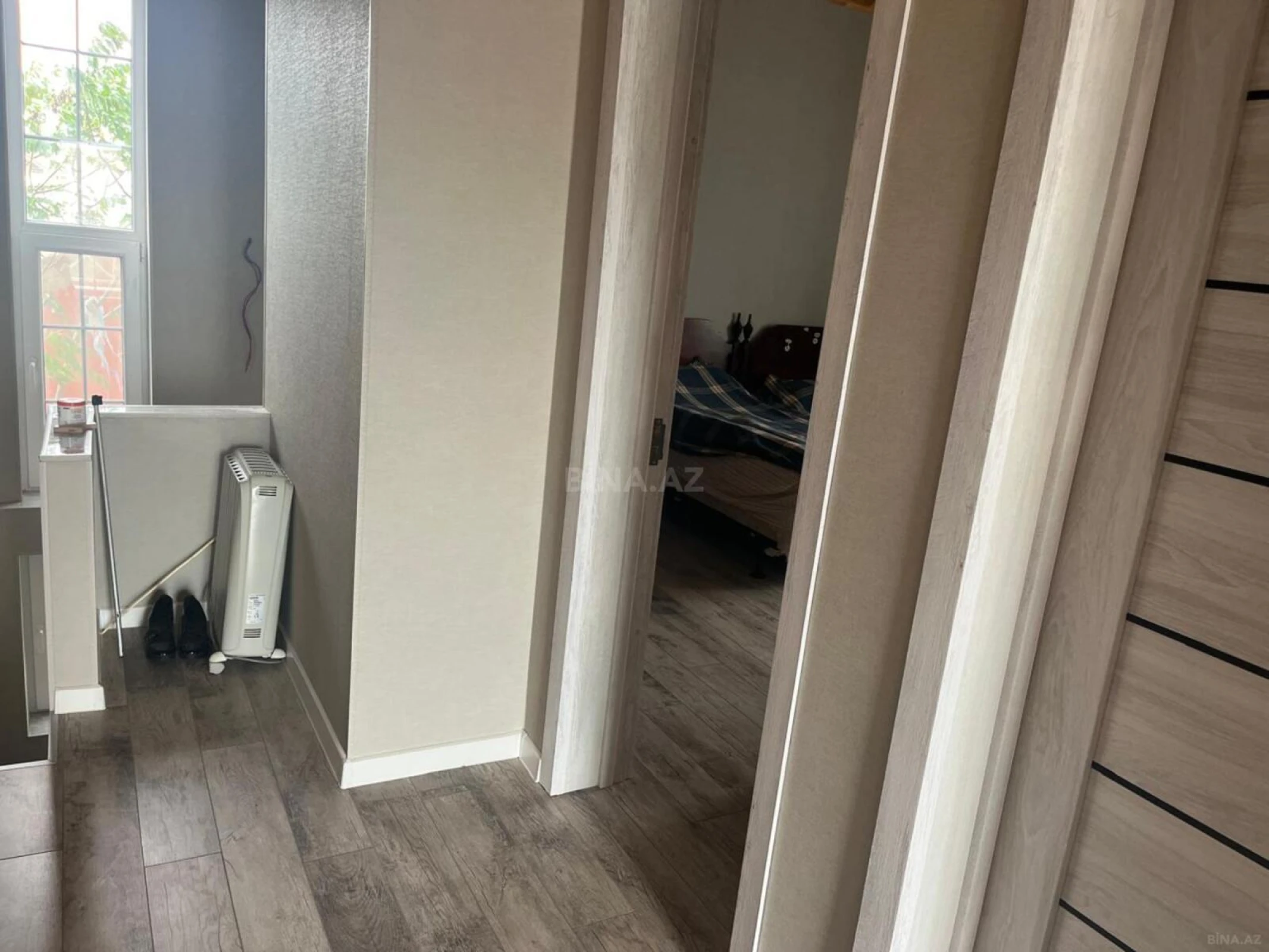 Satılır 7 otaqlı həyət evi 250 m²
