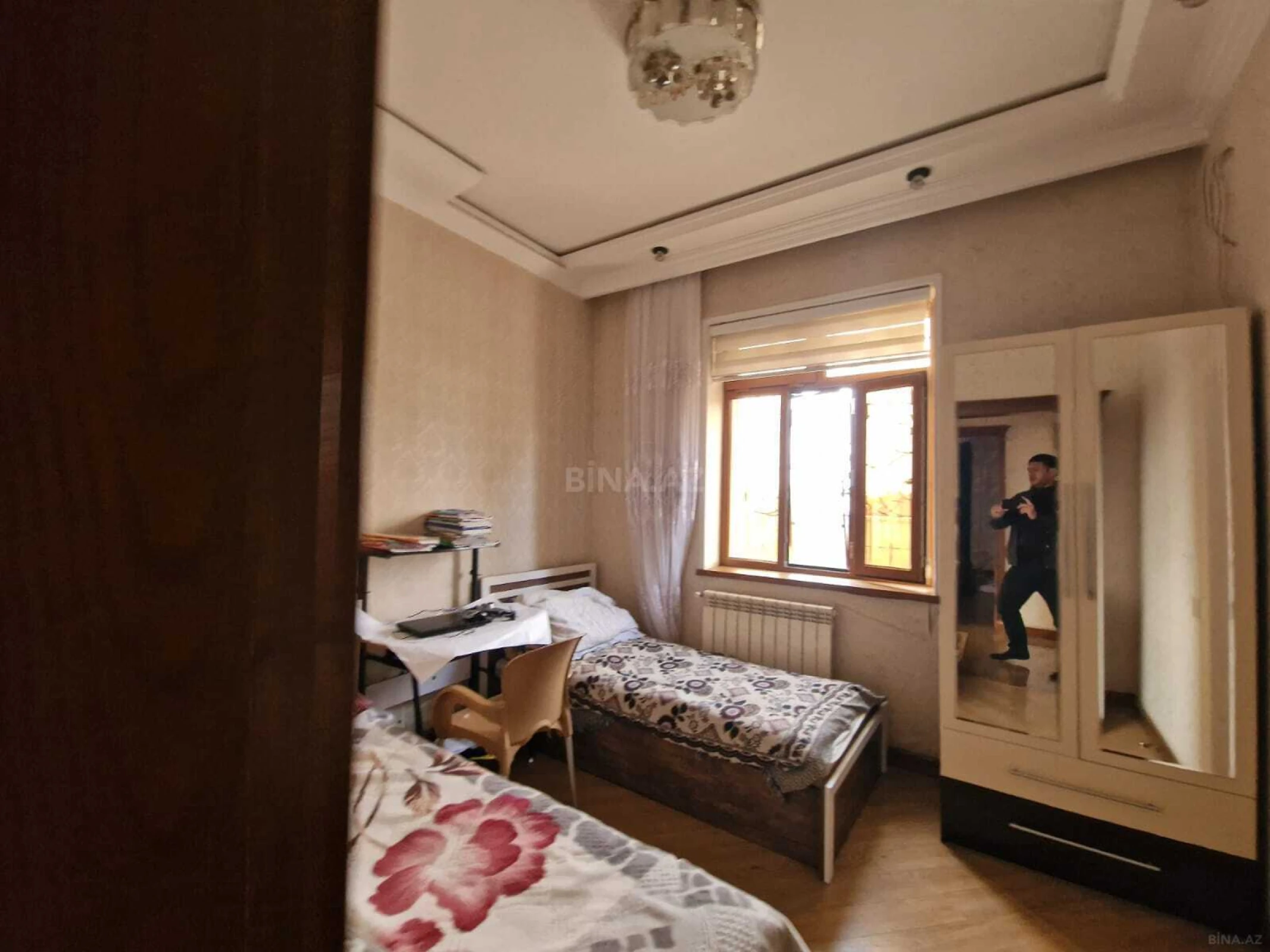 Satılır 5 otaqlı həyət evi 214 m²