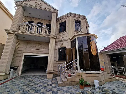 Satılır 5 otaqlı həyət evi 214 m²