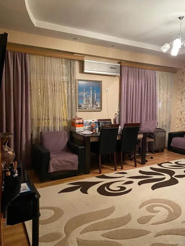 Satılır 2 otaqlı mənzil 52 m²