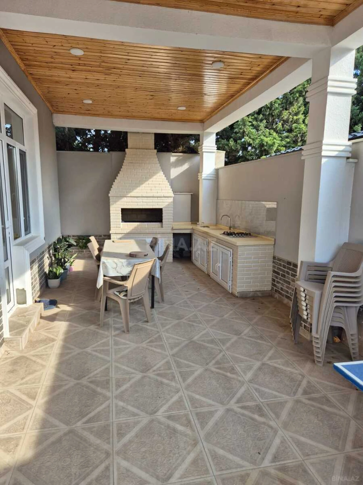 Satılır 4 otaqlı həyət evi 180 m²