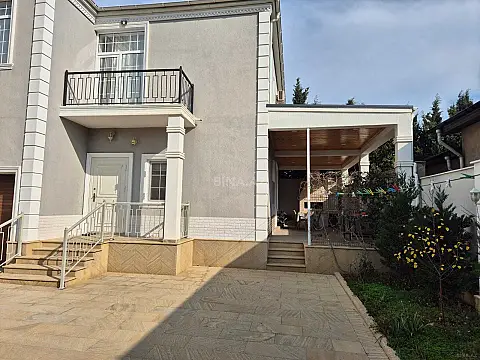 Satılır 4 otaqlı həyət evi 180 m²