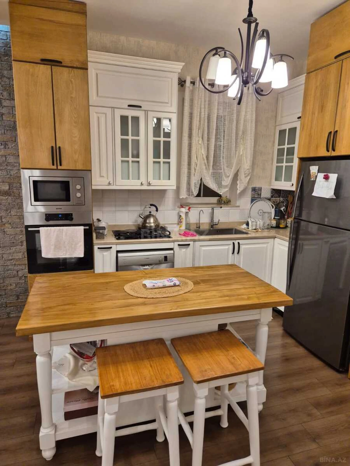 Satılır 4 otaqlı həyət evi 180 m²