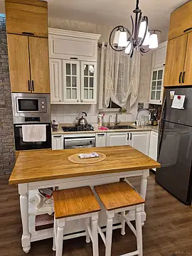 Satılır 4 otaqlı həyət evi 180 m²