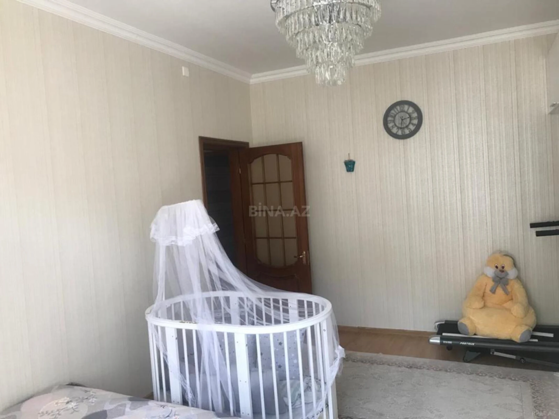 Satılır 6 otaqlı həyət evi 510 m²